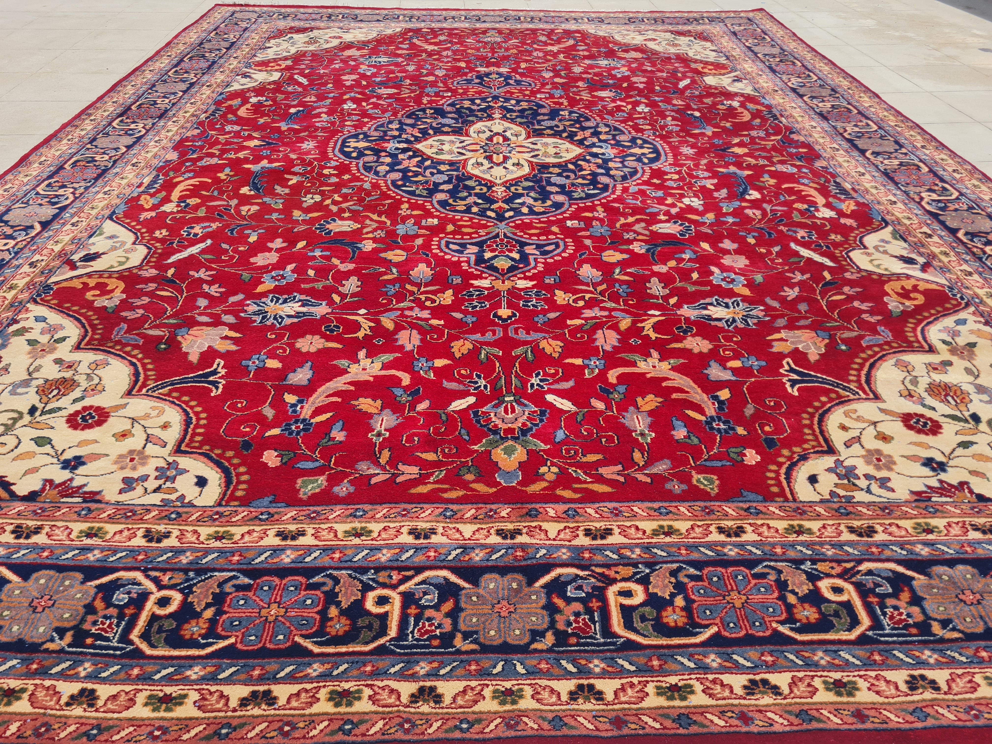 11’x 8’ Ft. Ft. Authentic Vintage Indian Qashan Circa Hand Knotted Rug – BR2361