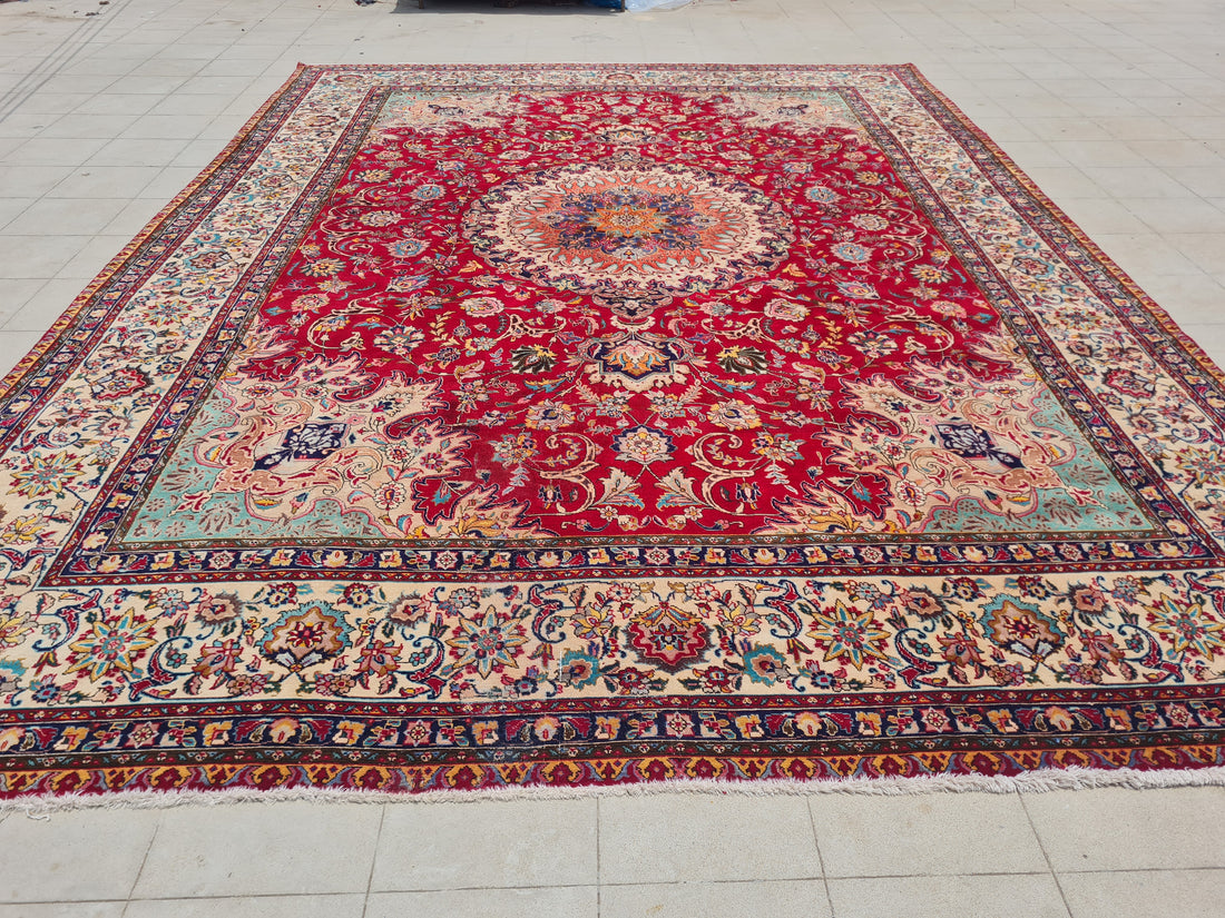 13' x 10' Authentic Vintage Persian Najafabad Isfahan Hand Knotted Fine Wool Area Rug BR2669