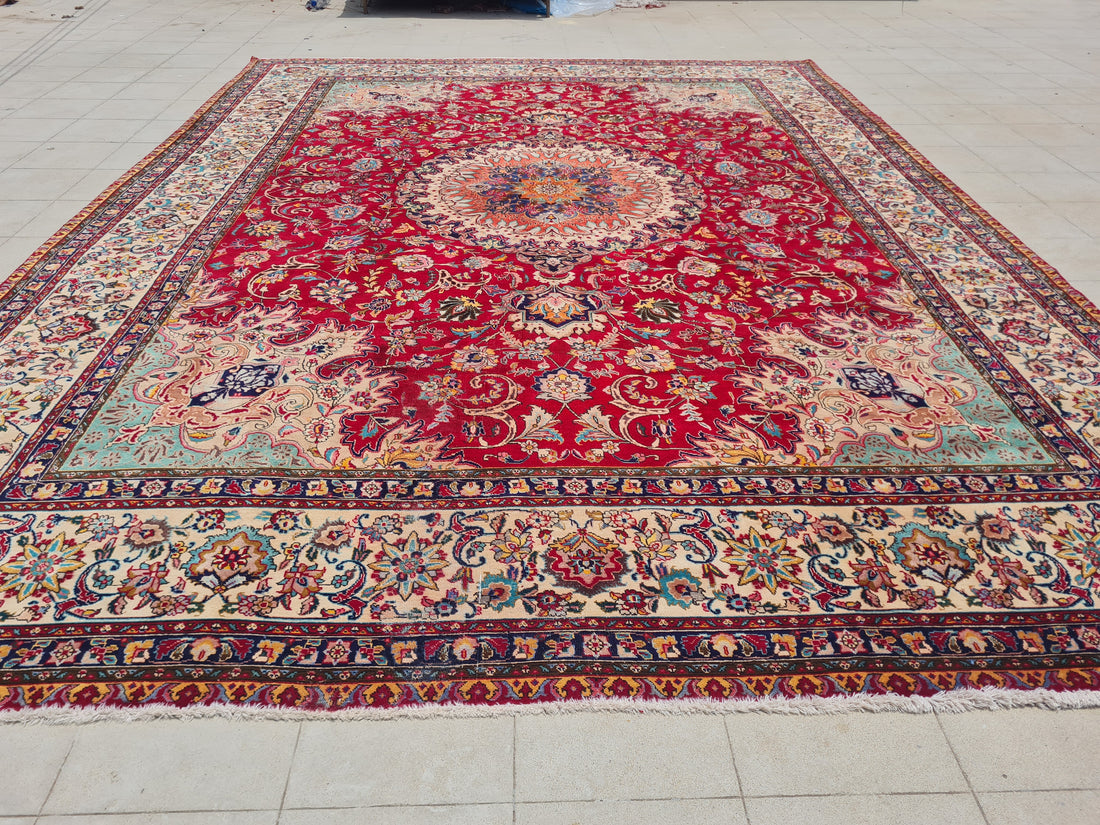 13' x 10' Authentic Vintage Persian Najafabad Isfahan Hand Knotted Fine Wool Area Rug BR2669
