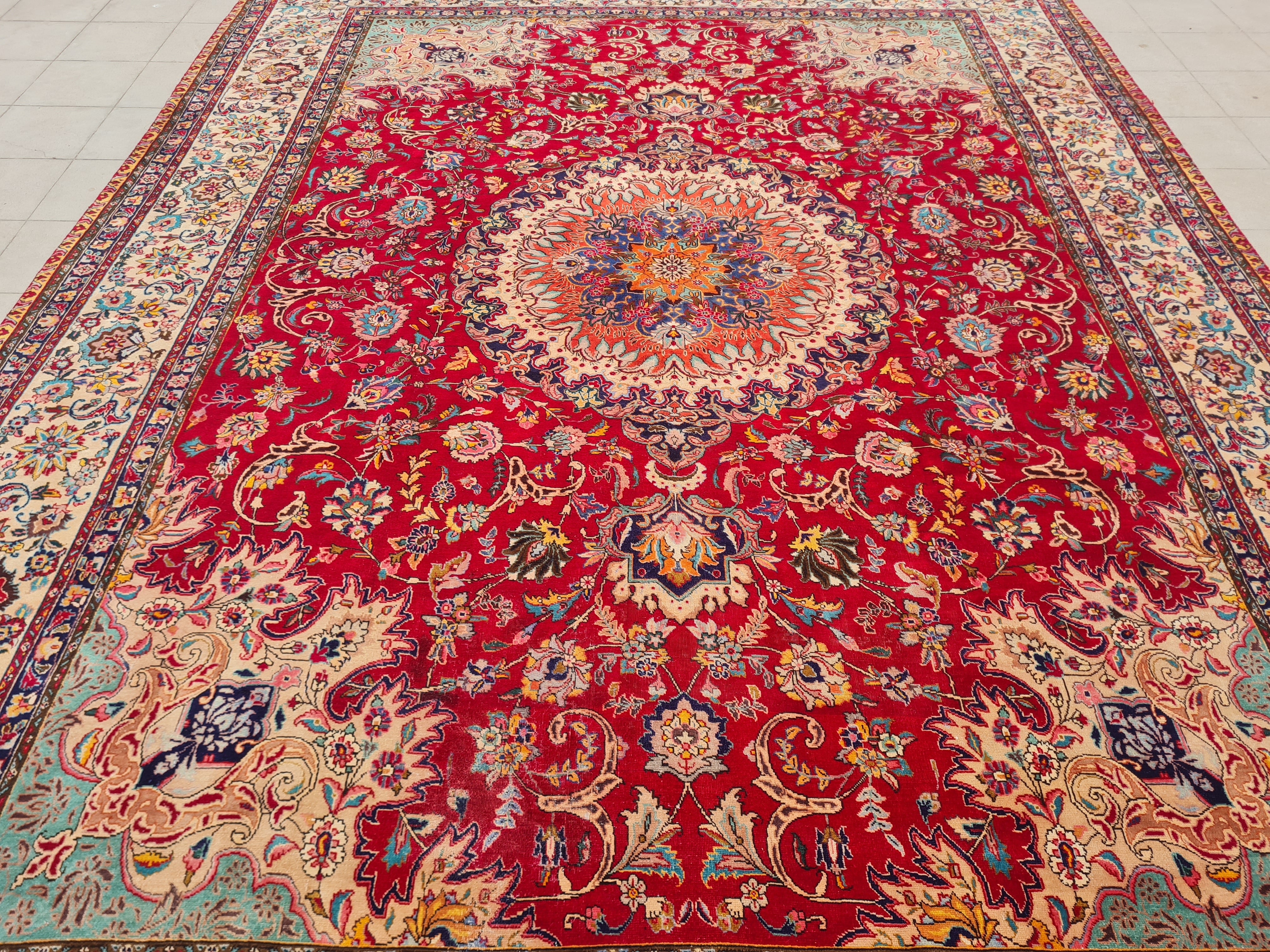 13' x 10' Authentic Vintage Persian Najafabad Isfahan Hand Knotted Fine Wool Area Rug BR2669