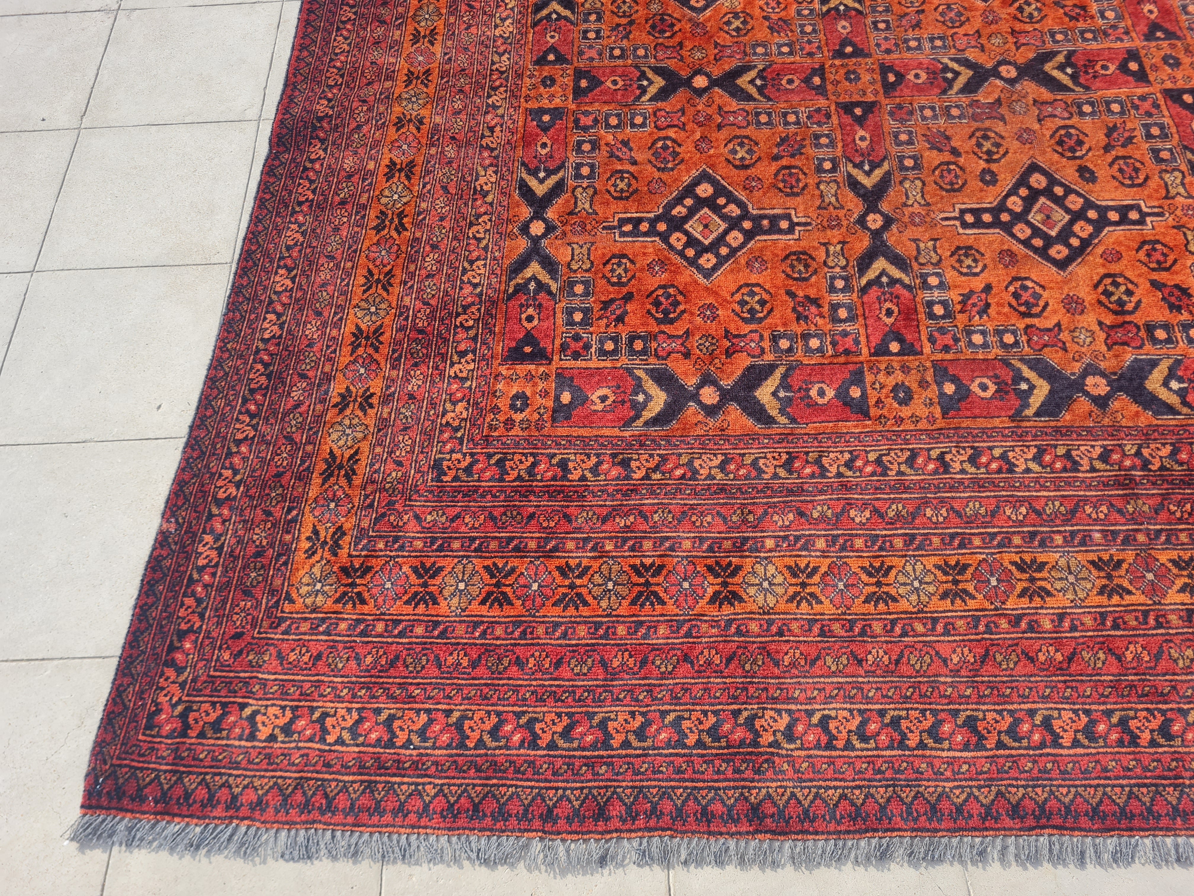 11' x 8' Ft. Authentic Vintage Persian Kashan Geometric Design Hand Knotted Fine Wool Large Area Rug BR2510
