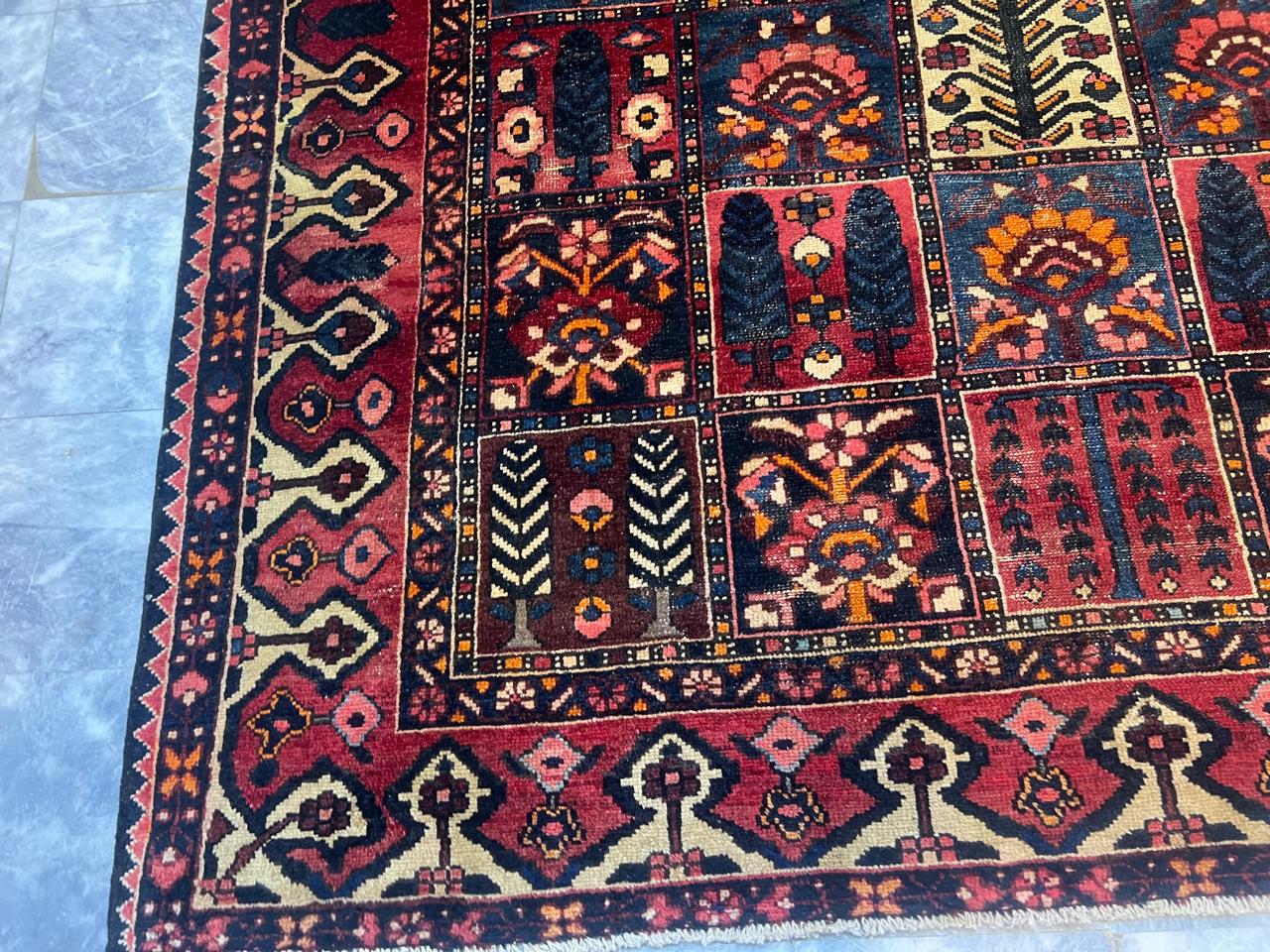 9' x 6' Ft. Authentic Vintage 100 Year Old Persian Bakhtier Fine Wool Area Rug - BR1209