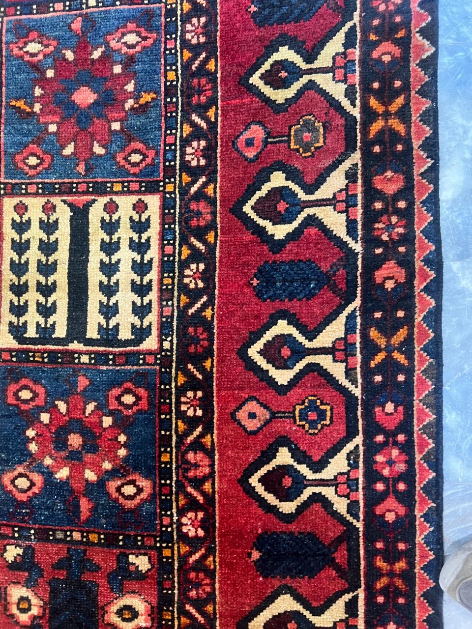 9' x 6' Ft. Authentic Vintage 100 Year Old Persian Bakhtier Fine Wool Area Rug - BR1209