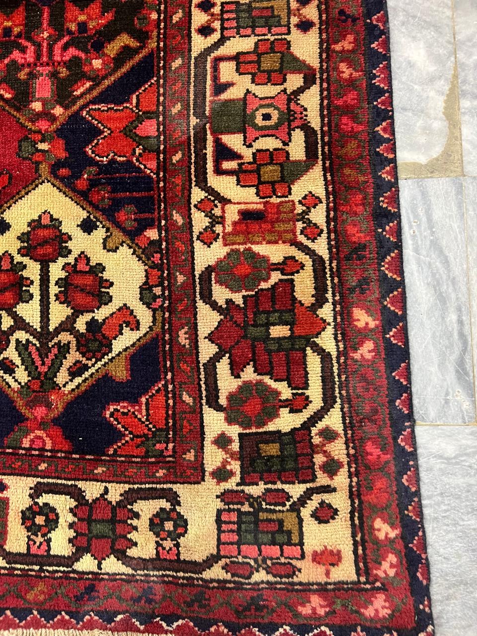 9' x 6' Ft. Authentic Vintage 70 Year Old Persian Bakhtier Fine Wool Area Rug - BR1210