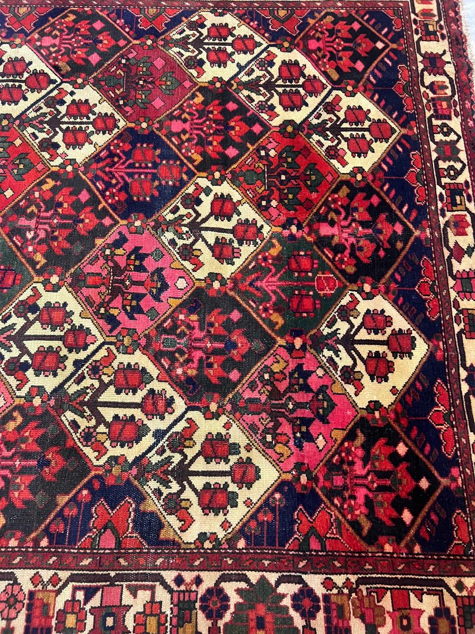 9' x 6' Ft. Authentic Vintage 70 Year Old Persian Bakhtier Fine Wool Area Rug - BR1210