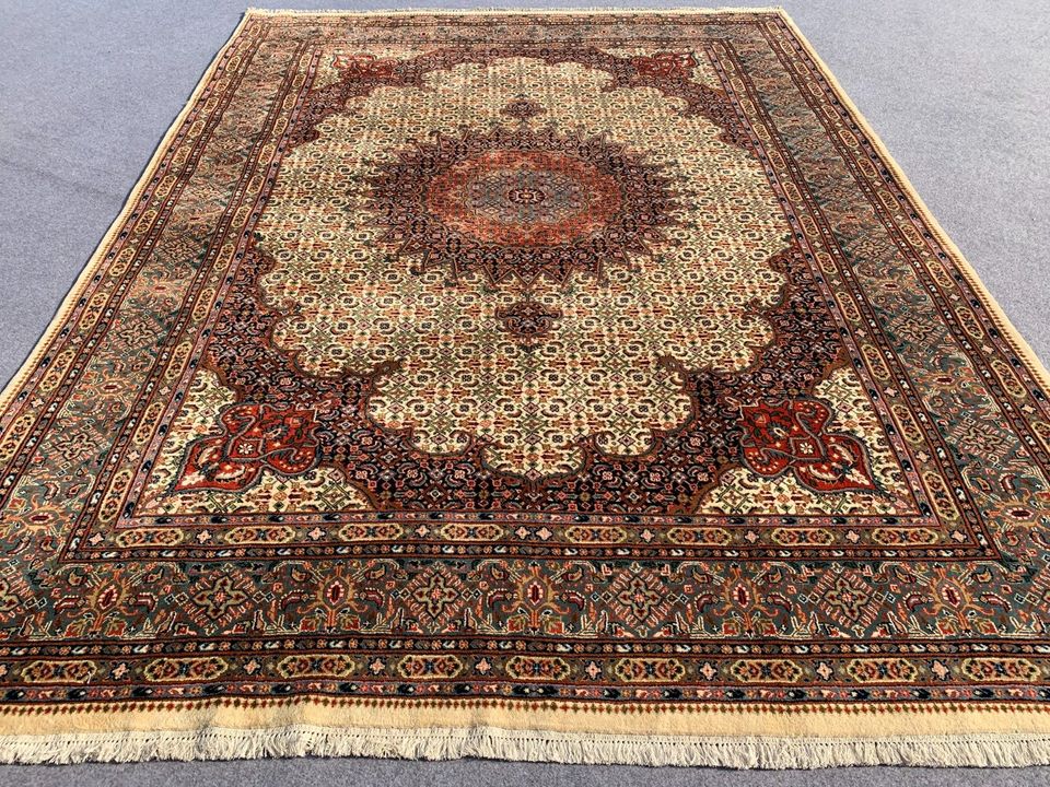 10.8' x 8.1' Ft. Authentic Vintage Tribal Yamoud Hand Knotted Fine Wool Area Rug - BR318C