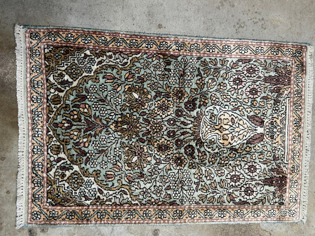 3.1' x 2.0' Ft. Authentic Kashmir Hand Knotted Silk Small Area Rug BR1014