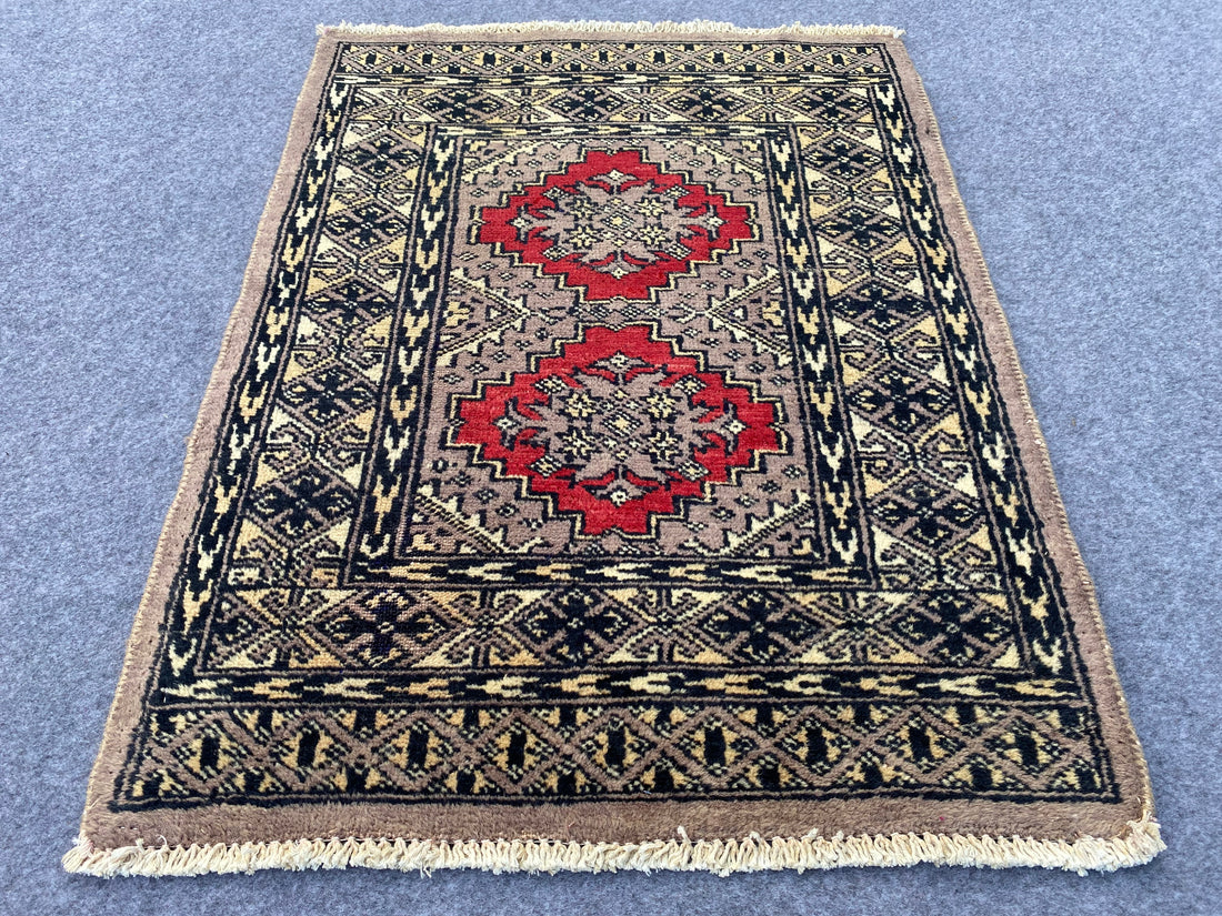 2.2' x 2.1' Authentic Pakistani Jaldar Hand Knotted Finest Wool Small Area Rug BR1016