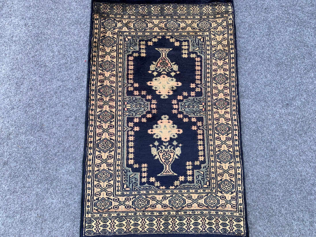 3.0' x 1.1' Ft. Authentic Pakistani Jaldar Hand Knotted Finest Wool Small Area Rug BR1026