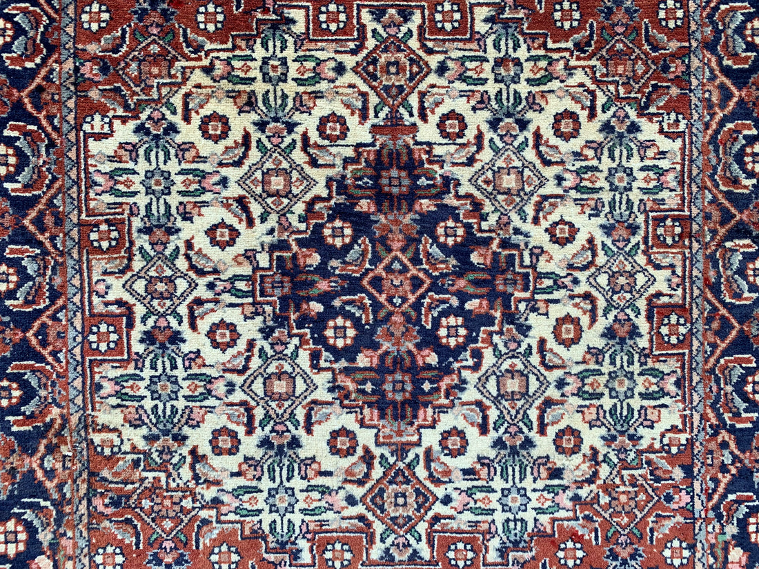 2.1' x 2.1' Ft. Authentic Pakistani Hand Knotted Double Knot Finest Wool Small Area Rug BR1032