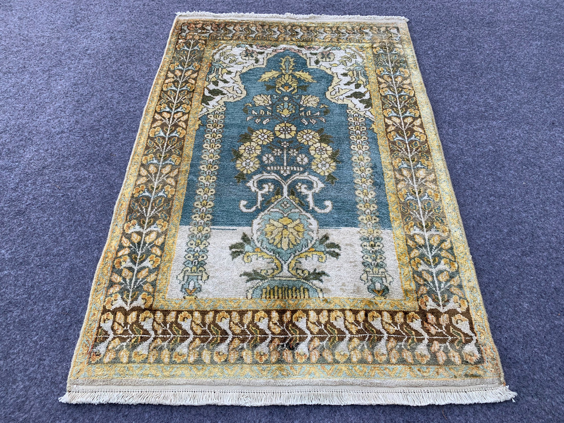 3.0' x 2.0' Ft. Authentic Pakistani Kashmir Hand Knotted Finest Wool Small Area Rug BR1041