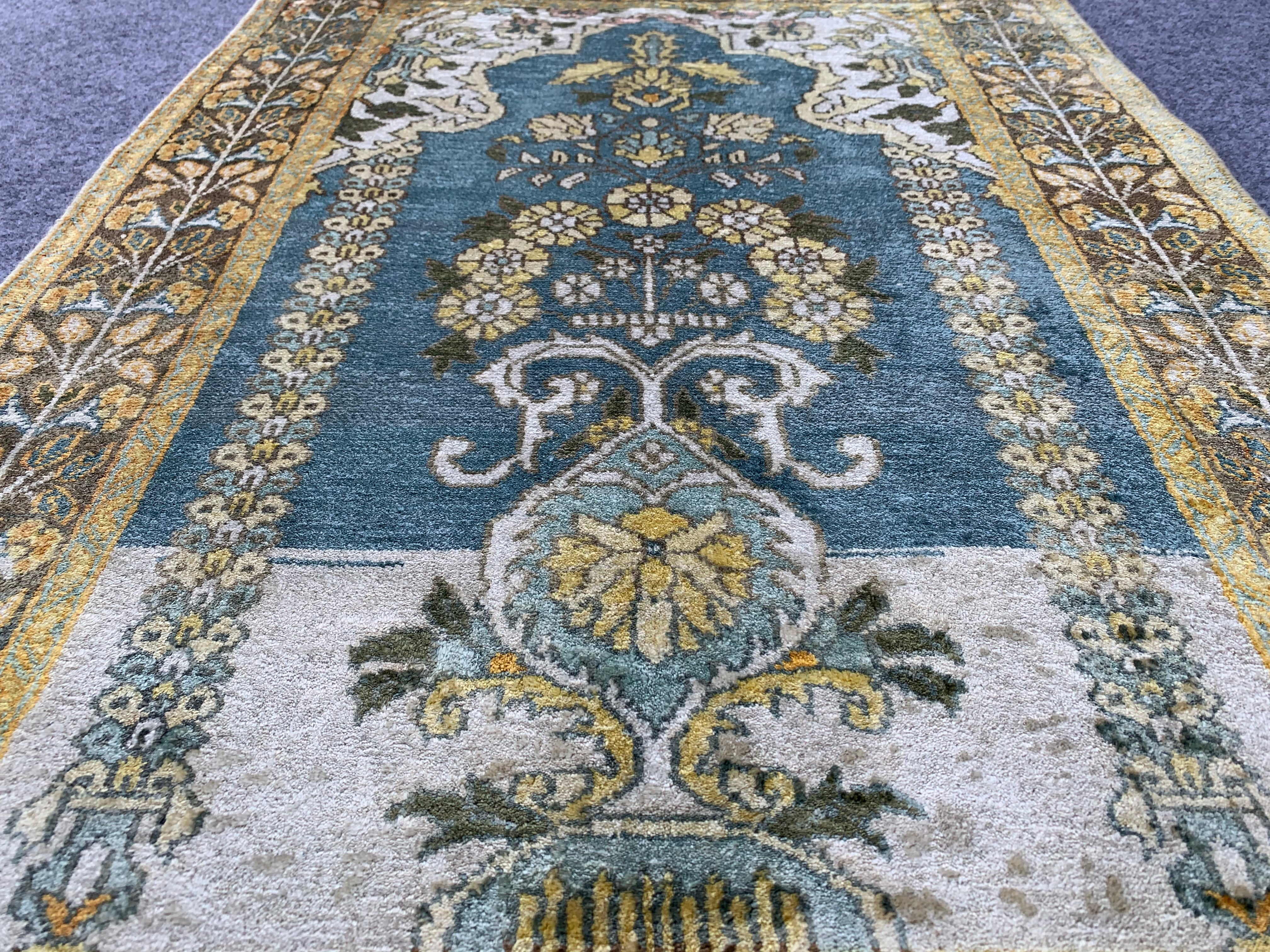 3.0' x 2.0' Ft. Authentic Pakistani Kashmir Hand Knotted Finest Wool Small Area Rug BR1041