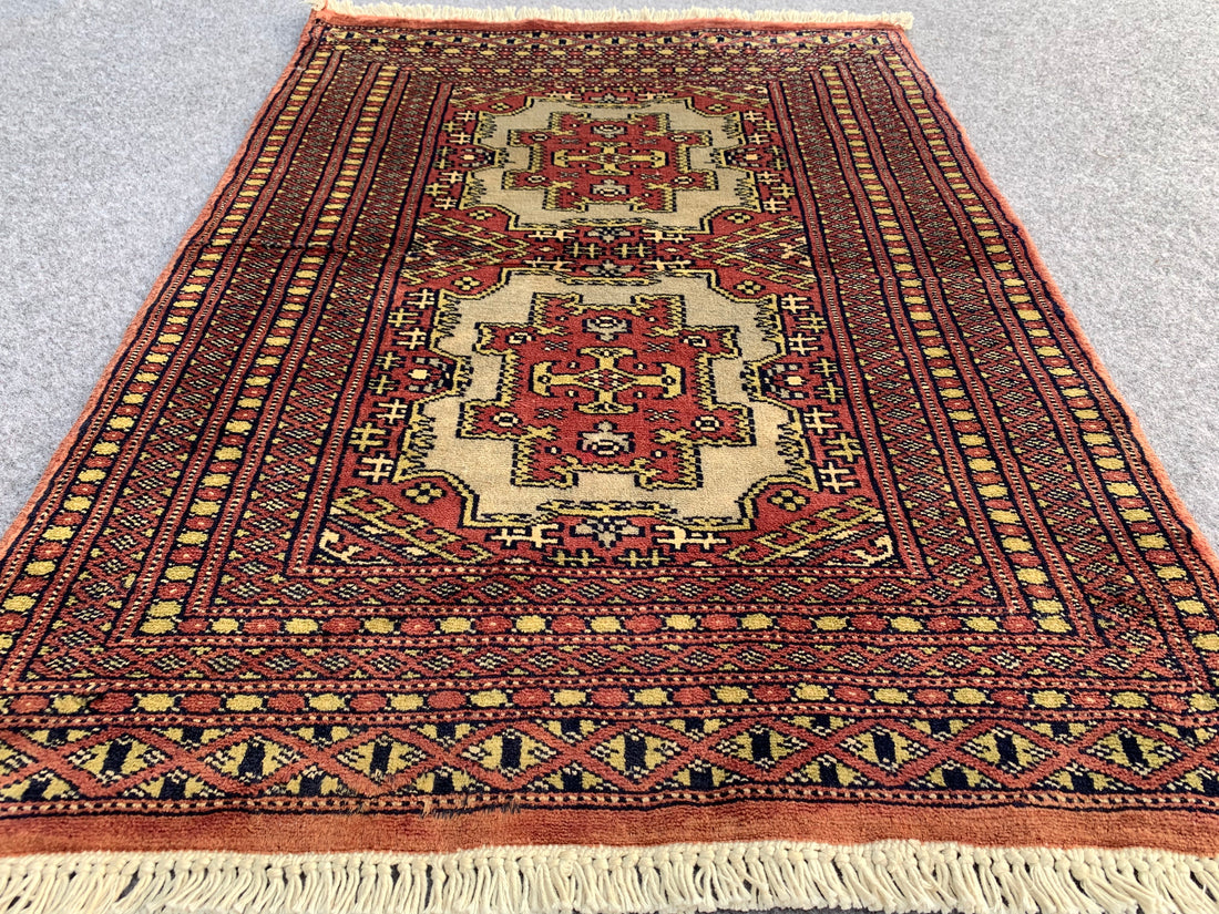 3.1' x 2.0' Ft. Authentic Pakistani Jaldar Hand Knotted SILK Small Area Rug BR1076