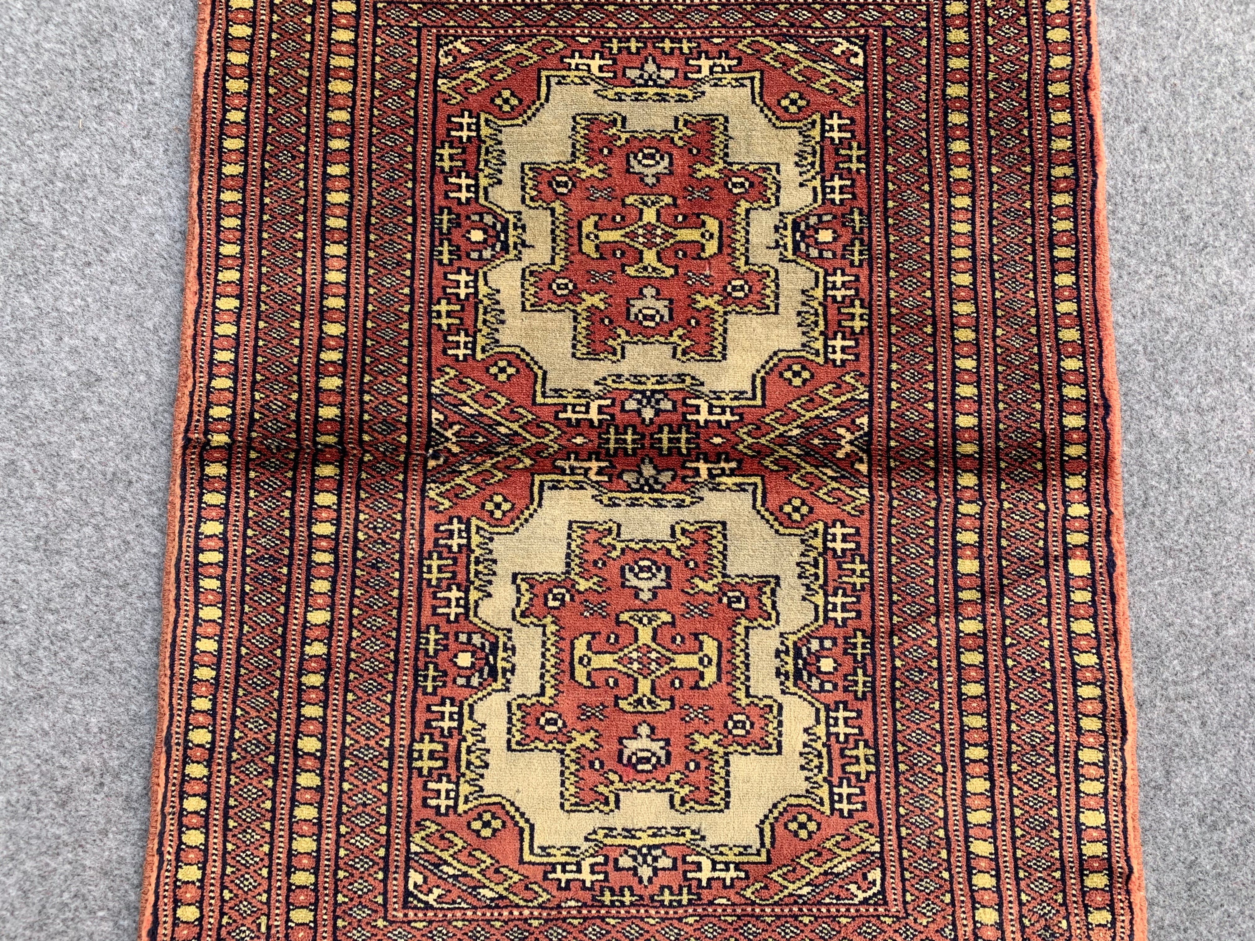 3.1' x 2.0' Ft. Authentic Pakistani Jaldar Hand Knotted SILK Small Area Rug BR1076