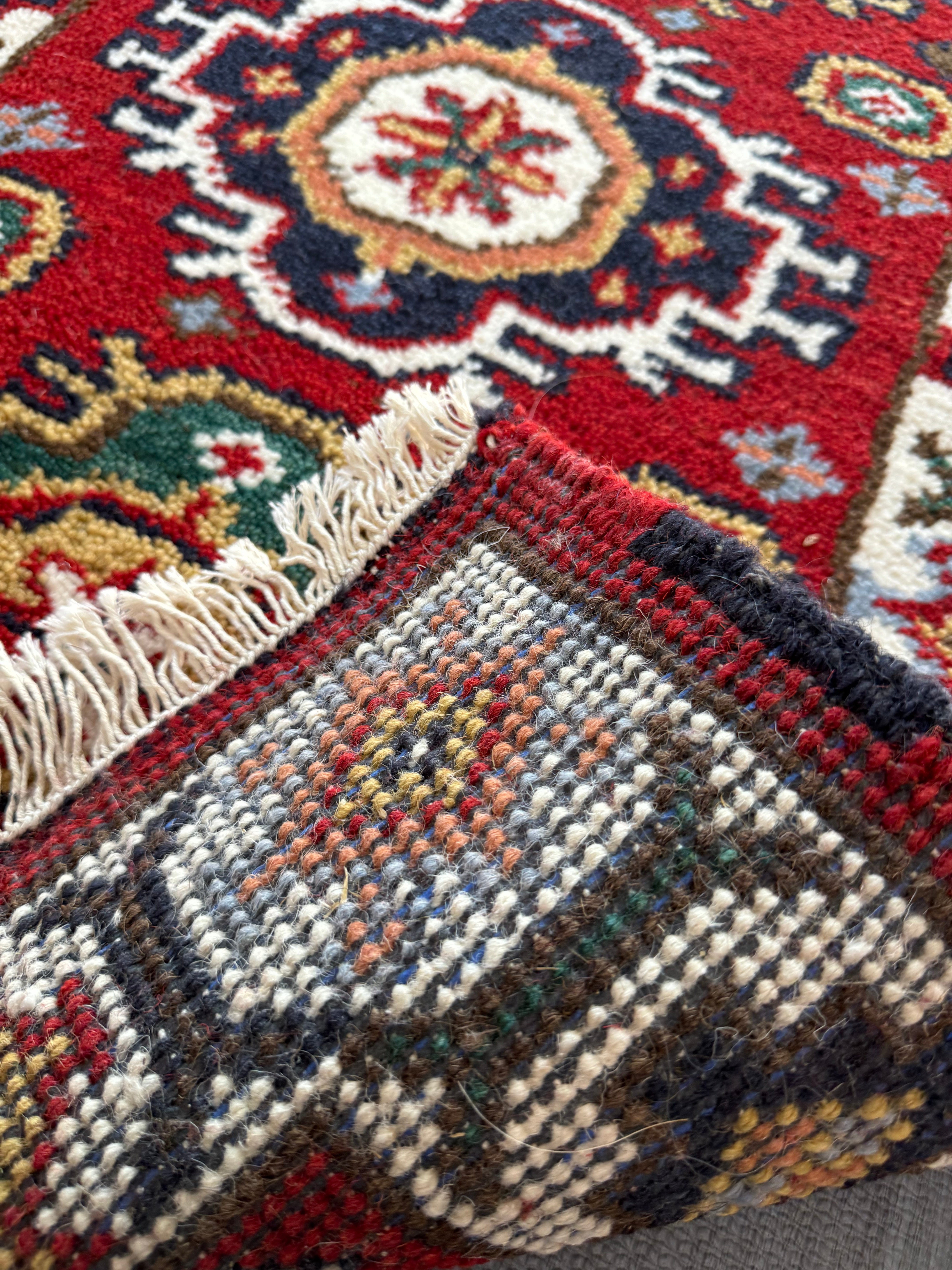 Indian Hand Knotted Southwestern Indian Design with Vegetable Dyed Hand Spun Wool