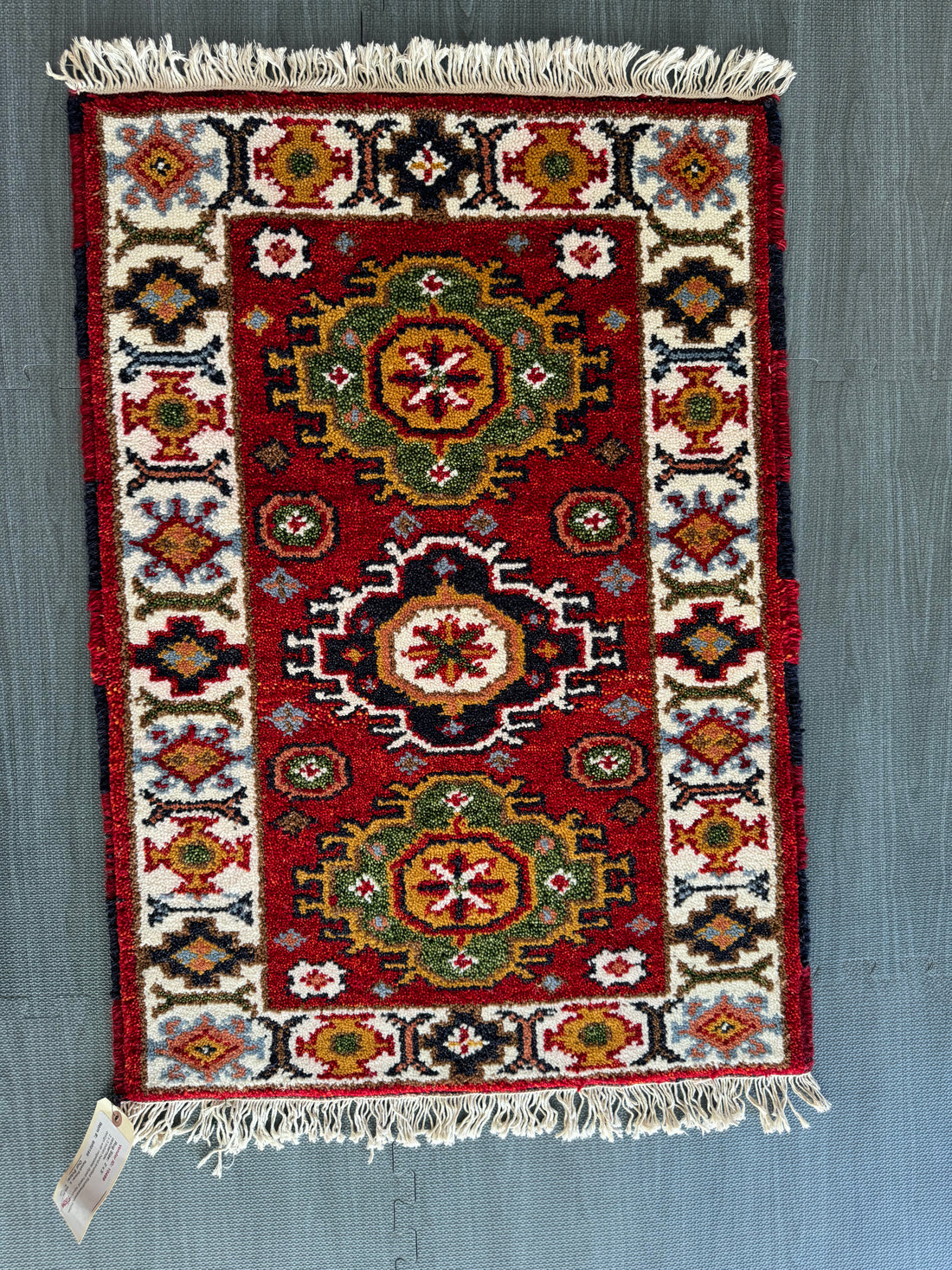 3’ x 2’ Authentic Indian Hand Knotted Southwestern Design with Veg. Dyed Wool BR189