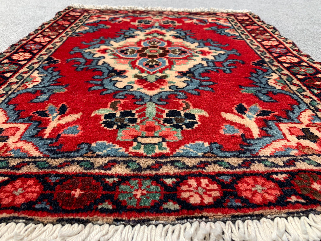 2.8' x 2.1' Ft. Authentic Persian Hamadan Hand Knotted Small Wool Area Rug BR189