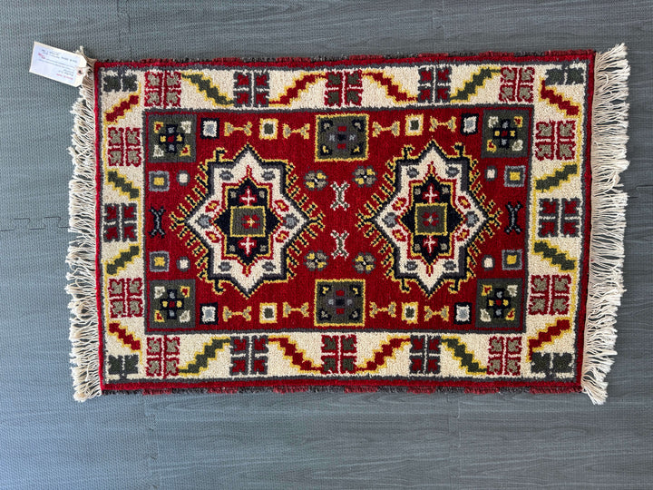 Indian Hand Knotted Southwestern Indian Design with Vegetable Dyed Hand Spun Wool