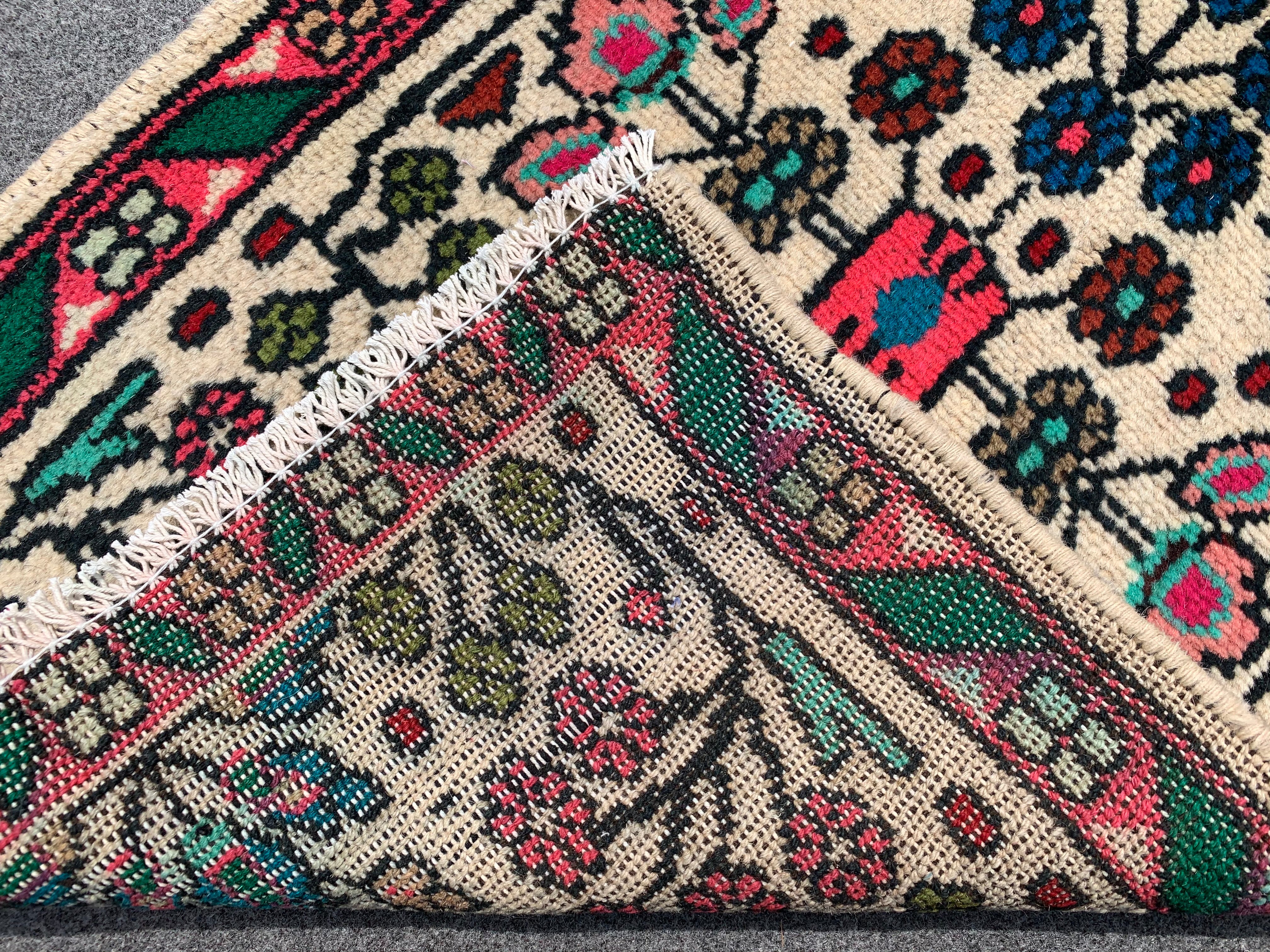 2.1' x 1.9' Ft. Authentic Persian Hamadan Hand Knotted Small Wool Area Rug BR196