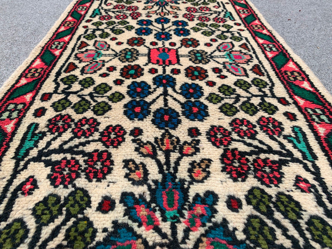 2.1' x 1.9' Ft. Authentic Persian Hamadan Hand Knotted Small Wool Area Rug BR196