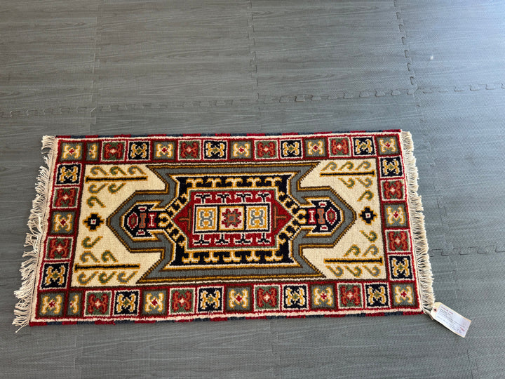 4’ x 2’ Indian Kazak Runner Hand Knotted Southwestern Design with Veg. Dyed Wool BR042