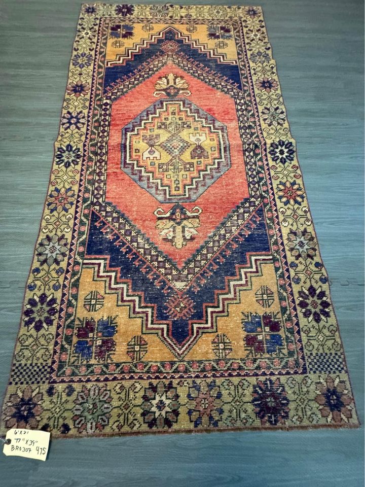 6' x 3' Authentic Turkish Vintage Anatolian Oushak Hand Knotted Wool Area Rug / Runner BR307