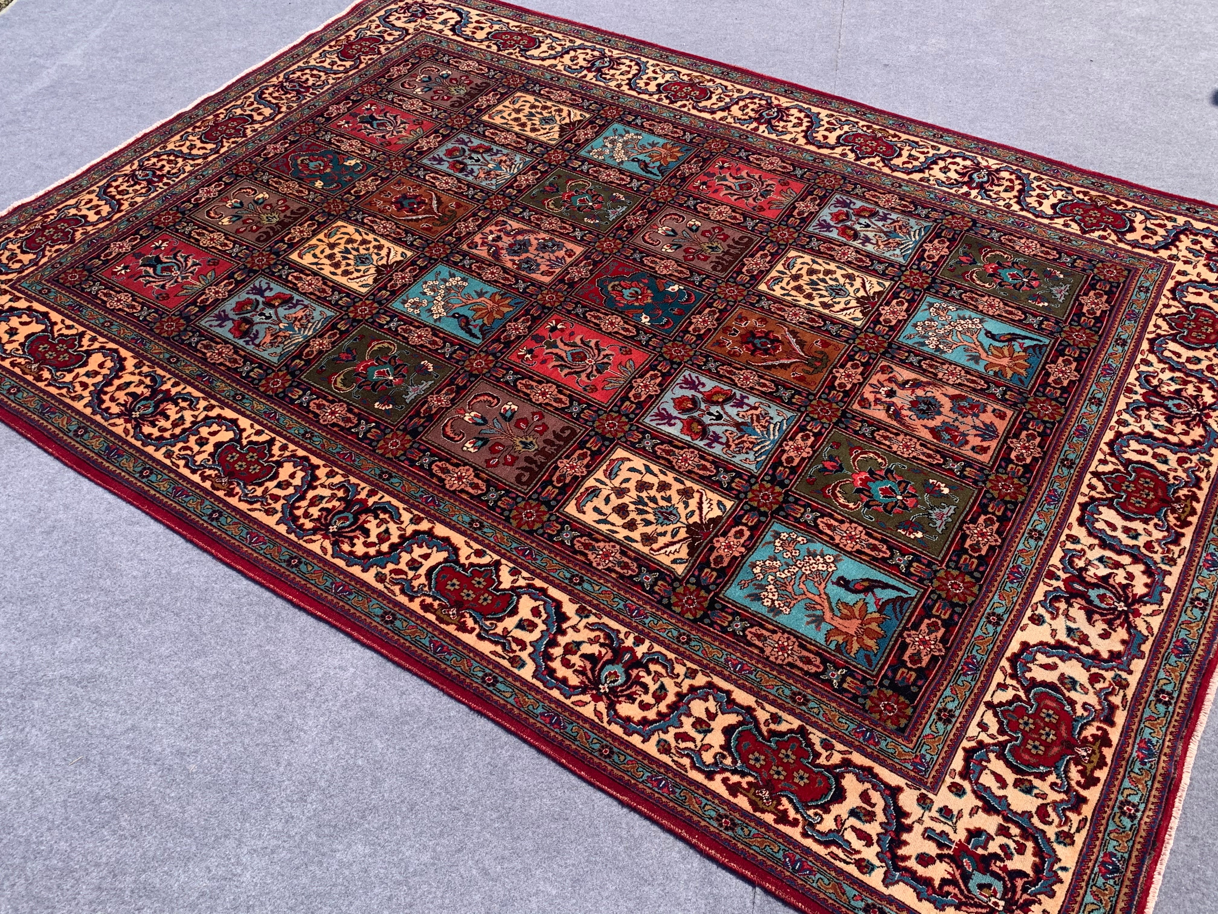 12.7' x 9.4' Authentic Vintage Bakhtiari Hand Knotted Fine Wool Area Rug BR345