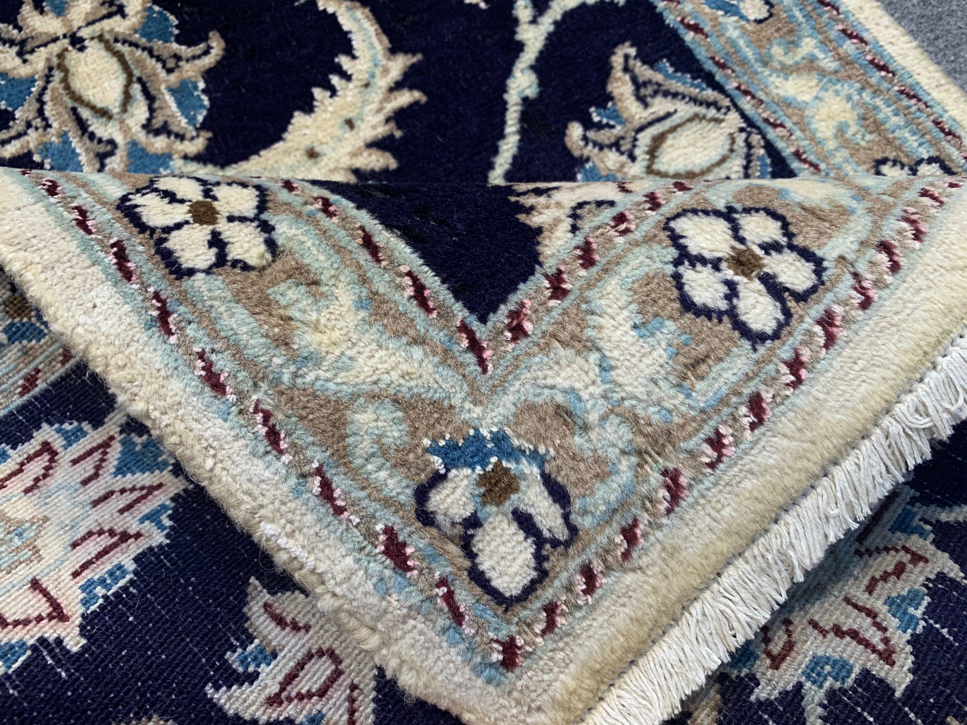 9.4' x 2.3' Authentic Vintage Nain Hand Knotted Fine Wool Runner / Rug BR54