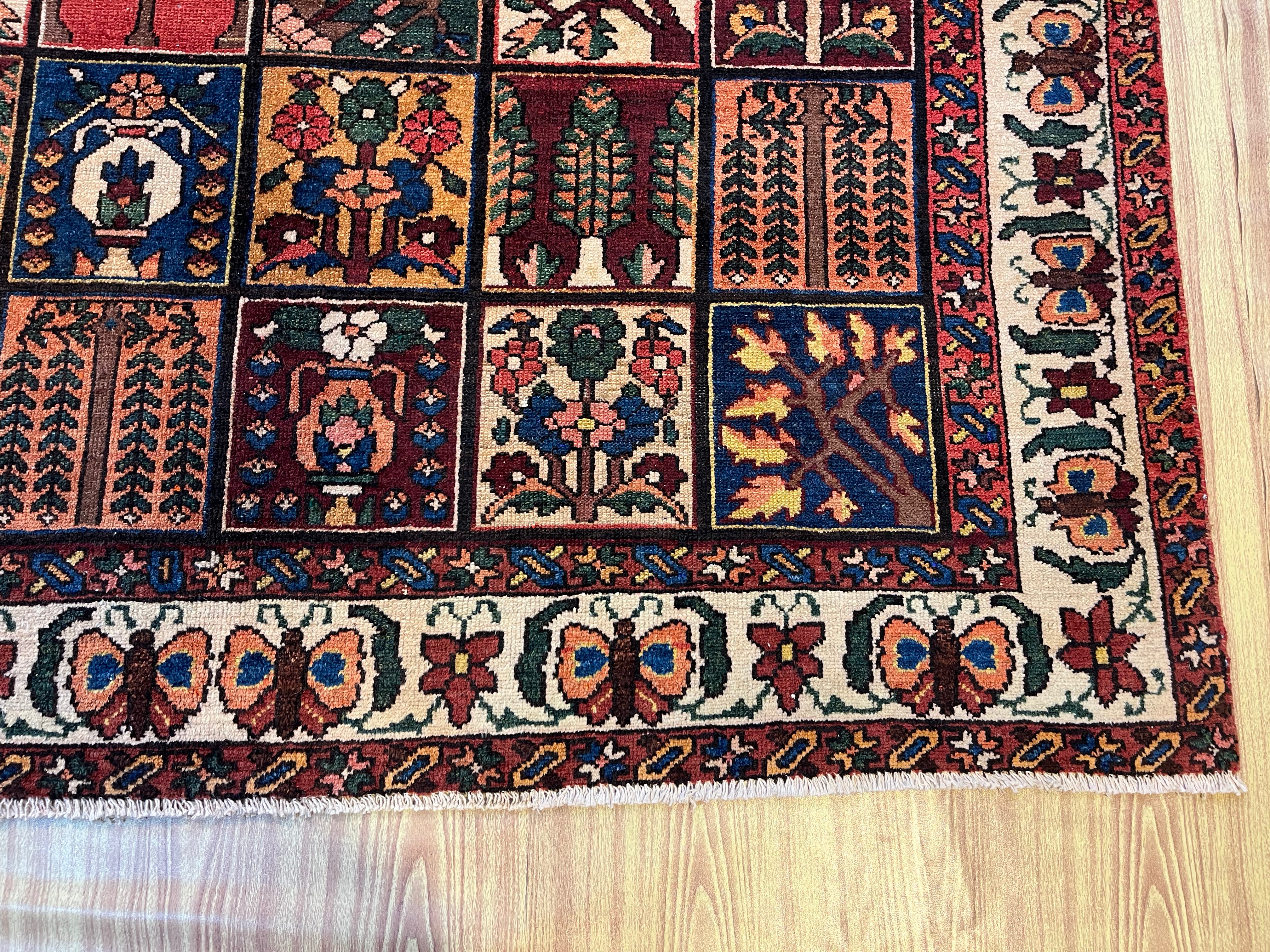 10' x 6' Ft. Authentic Vintage Persian Bakhtiari Kheshti Hand Knotted Wool Area Rug - BR3136