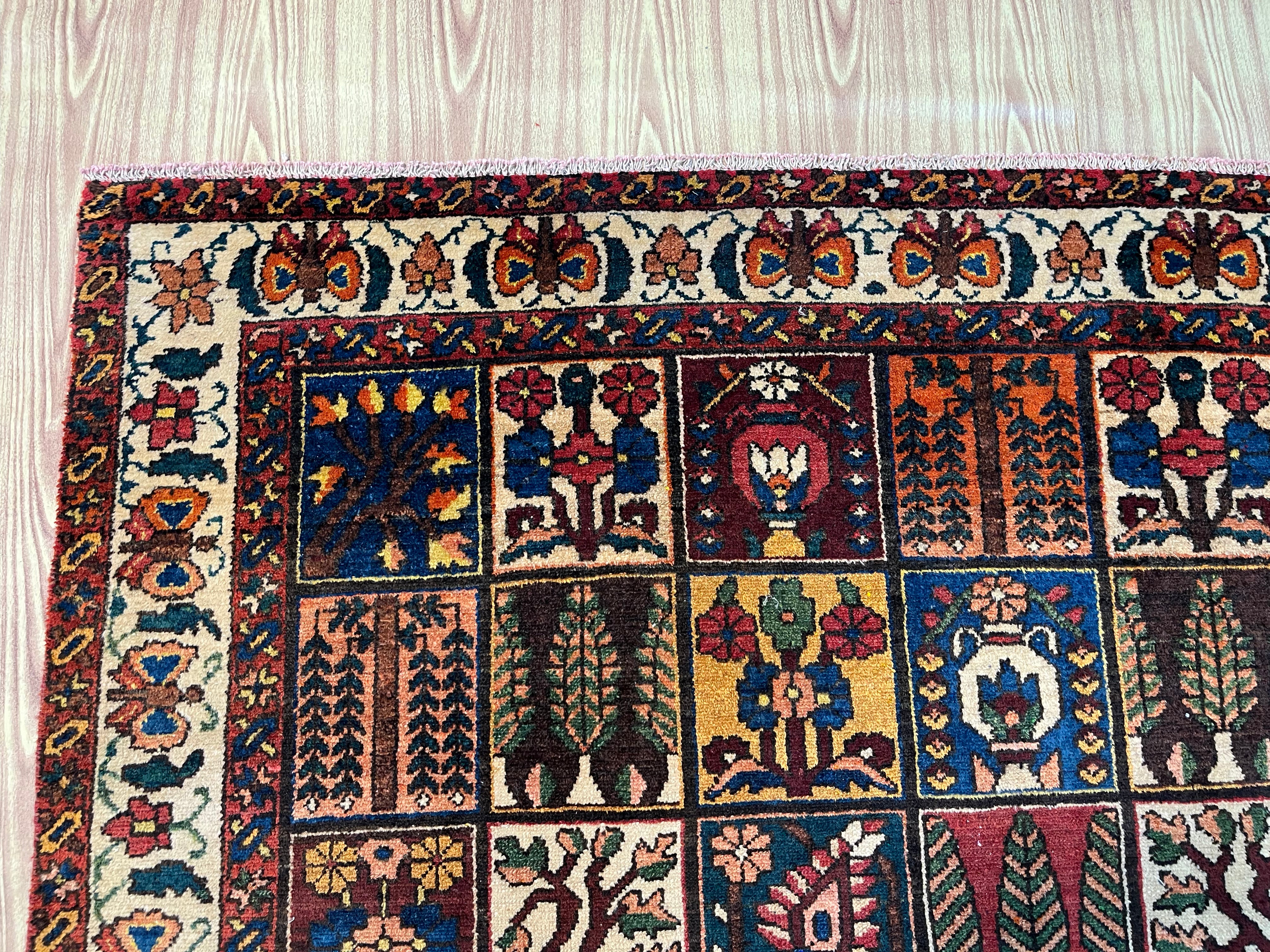 10' x 6' Ft. Authentic Vintage Persian Bakhtiari Kheshti Hand Knotted Wool Area Rug - BR3136