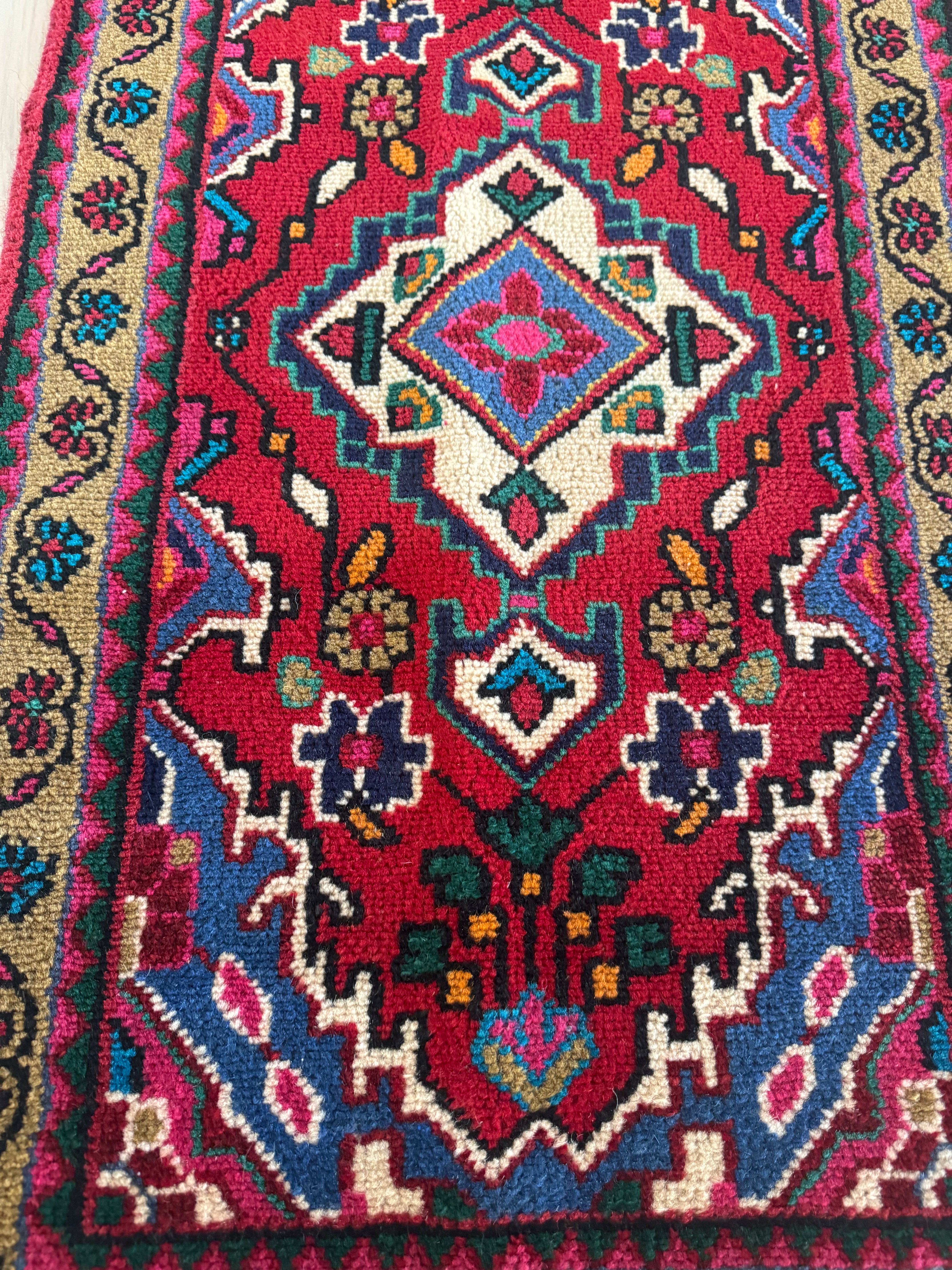 2'x3' Authentic Hand Knotted Persian Hamadan Fine Wool Area Rug - BR2702