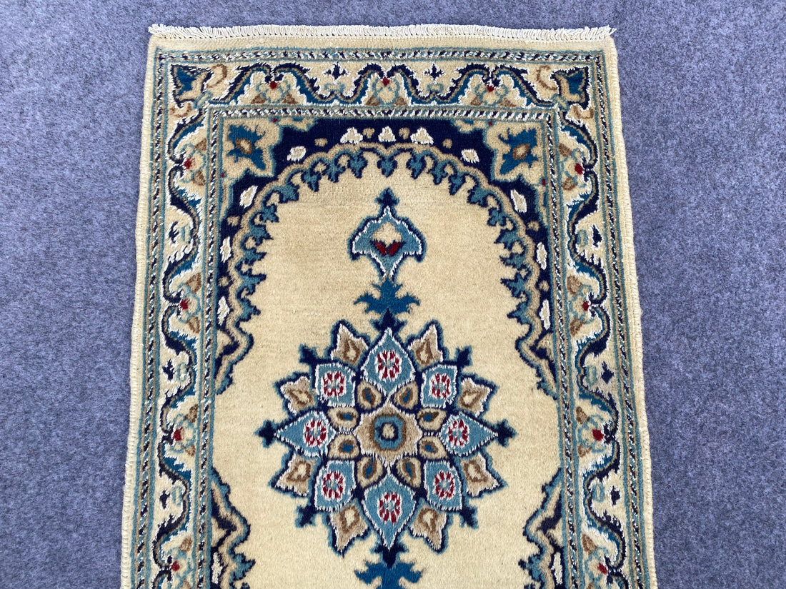 3.0' x 1.1' Authentic Persian Silk Touch Wool Hand Knotted Small Area Rug BR1001