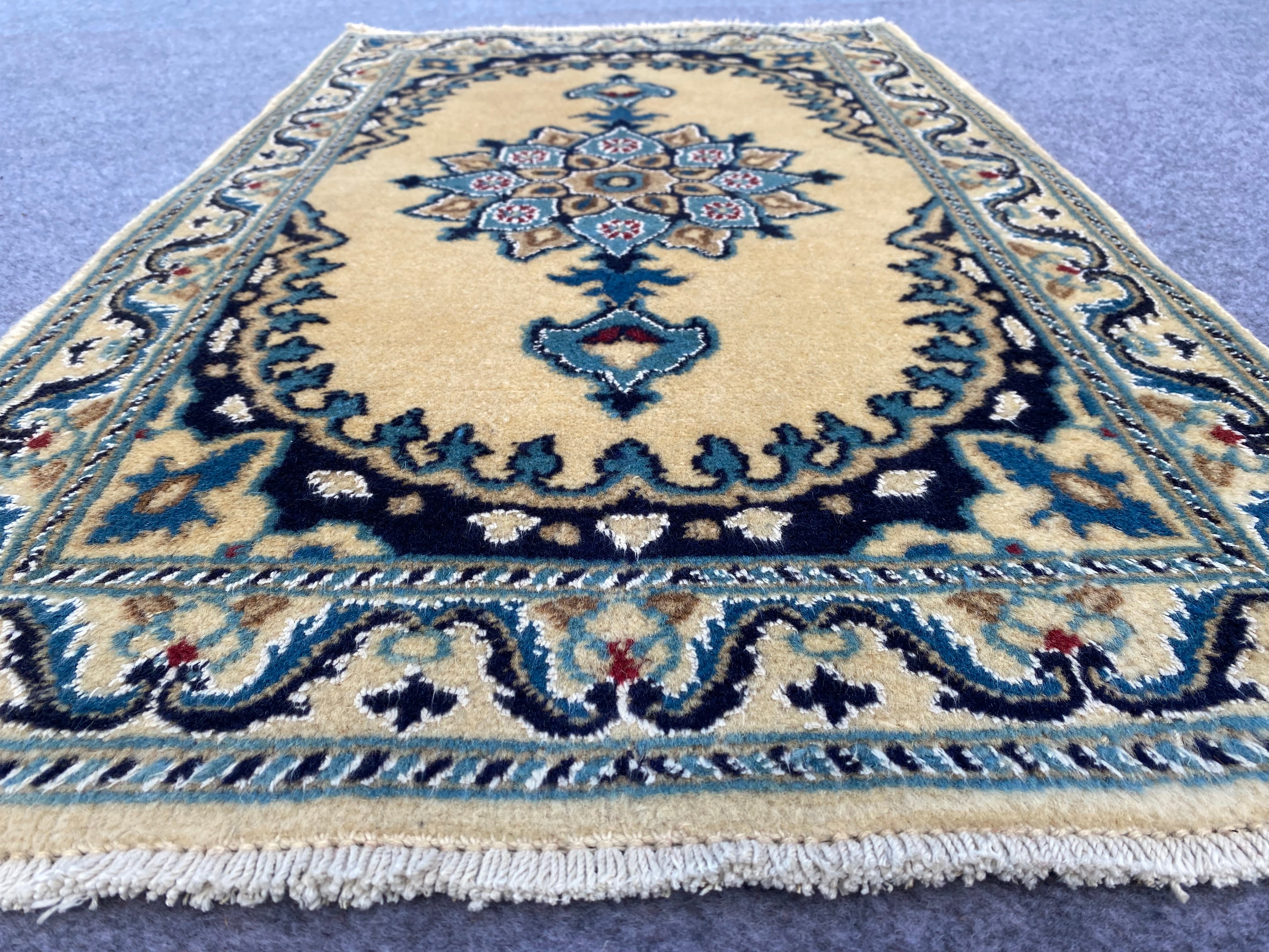 3.0' x 1.1' Authentic Persian Silk Touch Wool Hand Knotted Small Area Rug BR1001