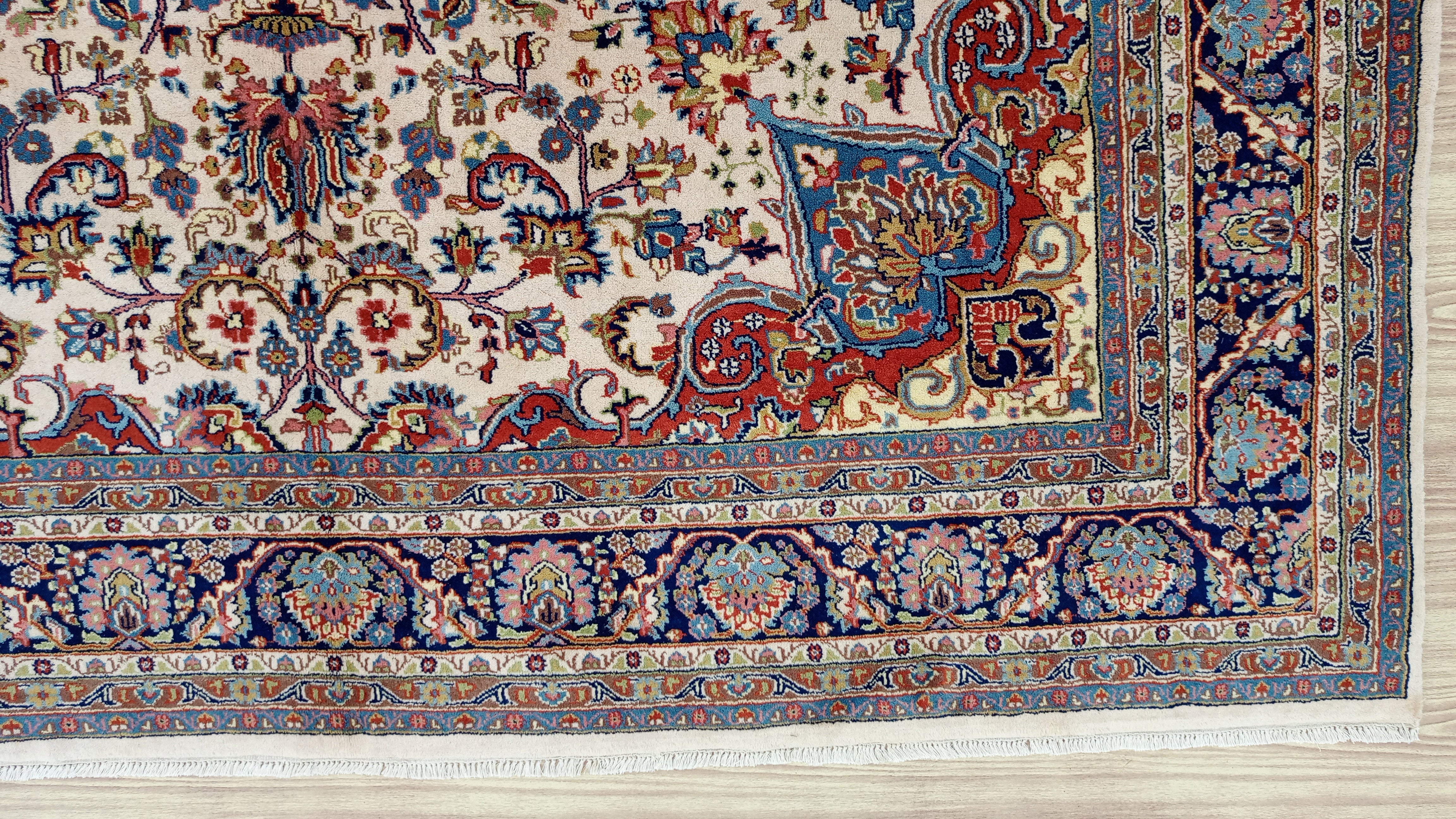 11' x 8' Stunning Authentic Vintage Persian Nain Hand Knotted Wool Area Rug - BR3140
