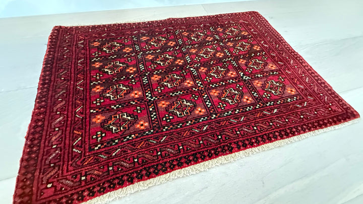 3' x 2’ Foot Authentic Vintage Persian Sistan Baluch Hand Knotted Wool Small Rug – BR2538
