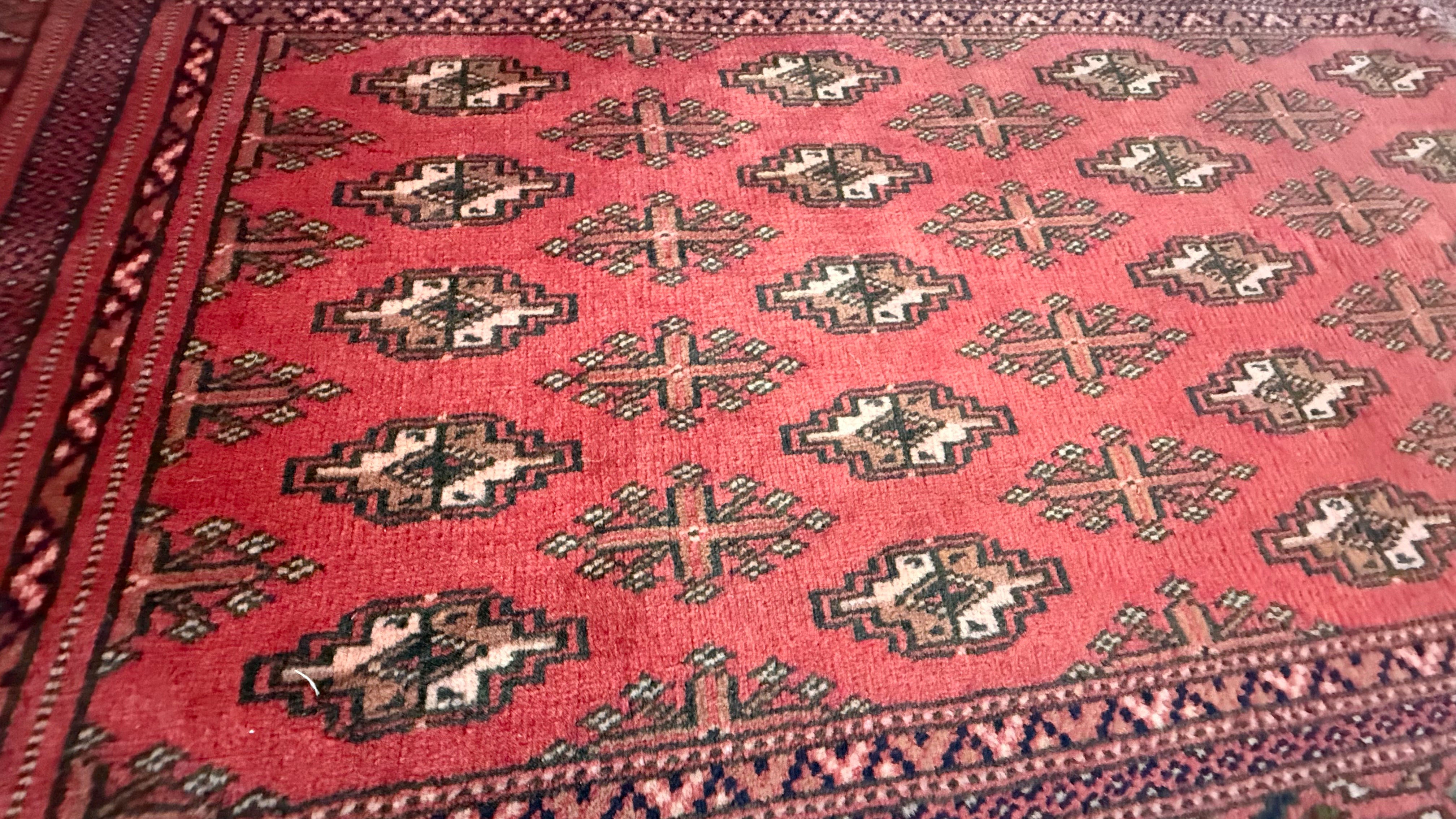 3' x 2’ Foot Authentic Vintage Persian-Style SILK Turkman Sara Hand Knotted Small Rug – BR2544