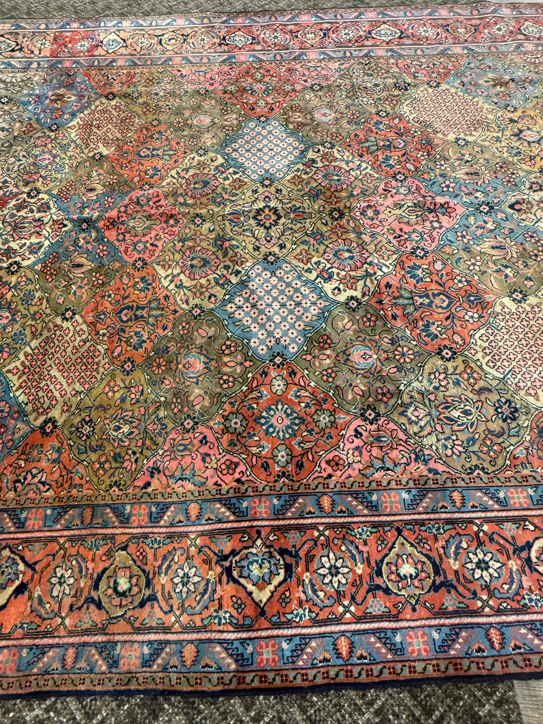 14’ x 10’ Ft. Vintage Persian Hamadan - Bakhtiyar Hand Knotted Wool Rug - 50-60 years old - BR2512