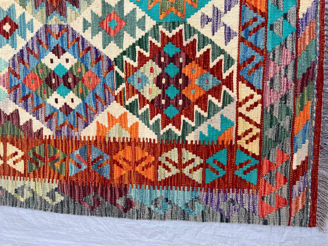 7' x 5'' Ft. Authentic Kilim Hand Knotted Wool Area Rug.-BR433