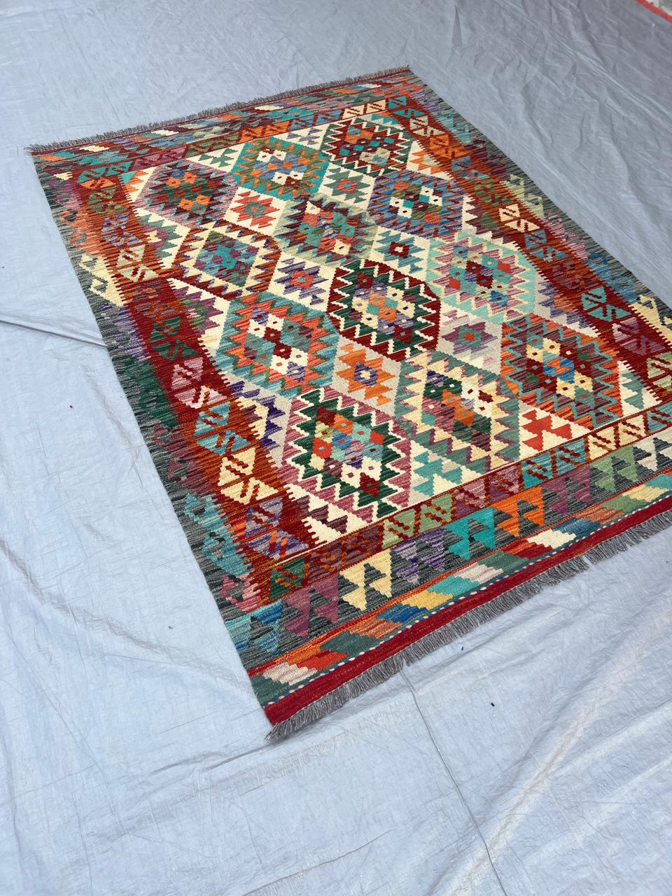 7' x 5'' Ft. Authentic Kilim Hand Knotted Wool Area Rug.-BR433