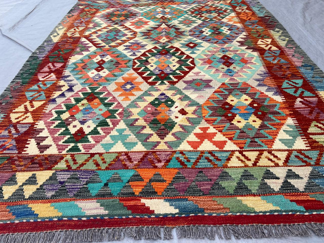 7' x 5'' Ft. Authentic Kilim Hand Knotted Wool Area Rug.-BR433