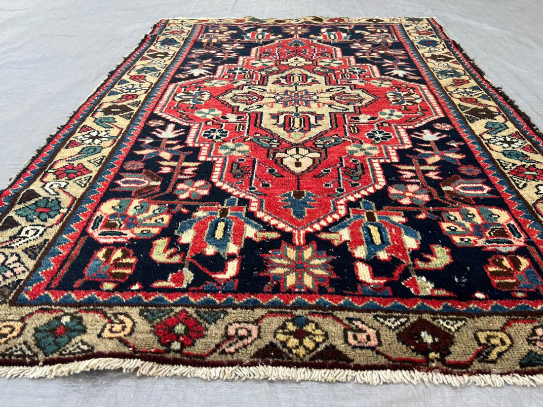 4.4' x 3.6' Ft. Authentic Persian Bakhtier Vintage Hand Knotted Wool Large Area Rug BR#4C