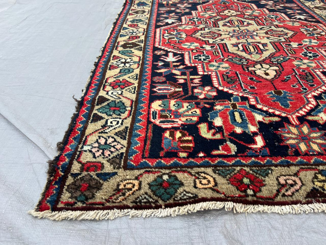 4.4' x 3.6' Ft. Authentic Persian Bakhtier Vintage Hand Knotted Wool Large Area Rug BR#4C