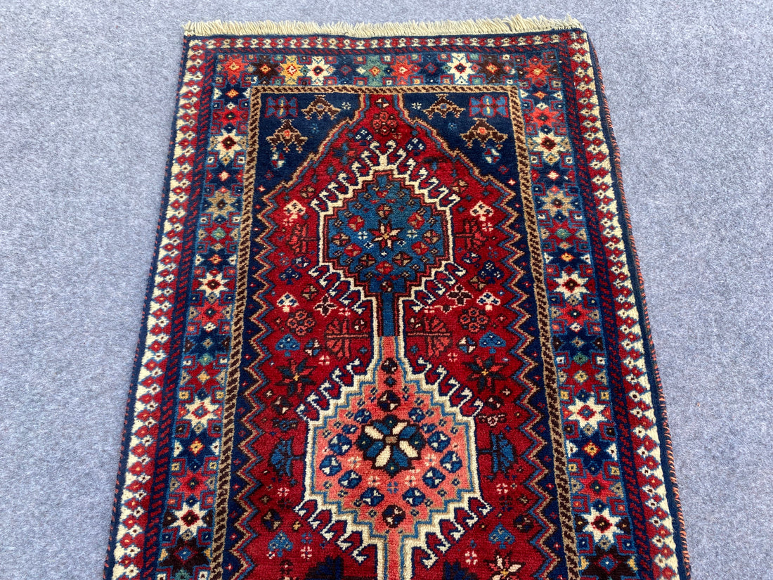 3.2' x 1.9' Ft. Authentic Persian Qashqai Hand Knotted Finest Wool Small Area Rug BR993