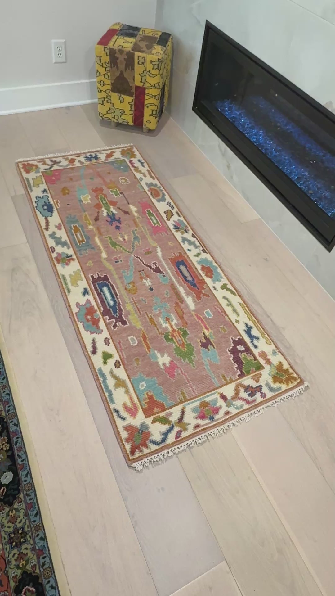 2.6' x 6' Ft. Pink Turkish Bohemian Oushak Hand Knotted Wool Runner / Rug